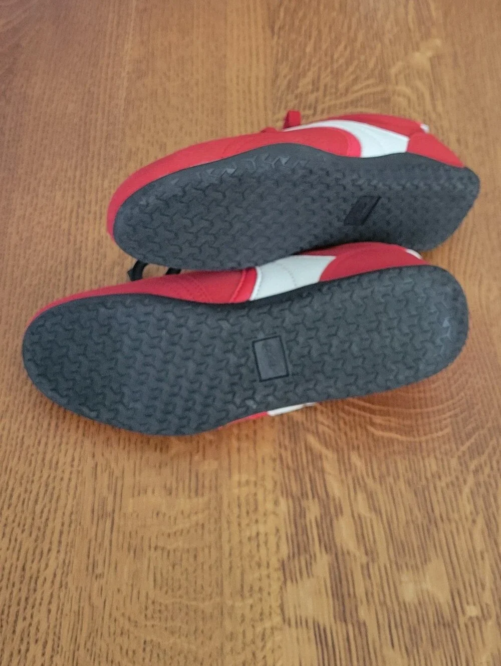 Avia Lifestyle Sneaker - Red & White
